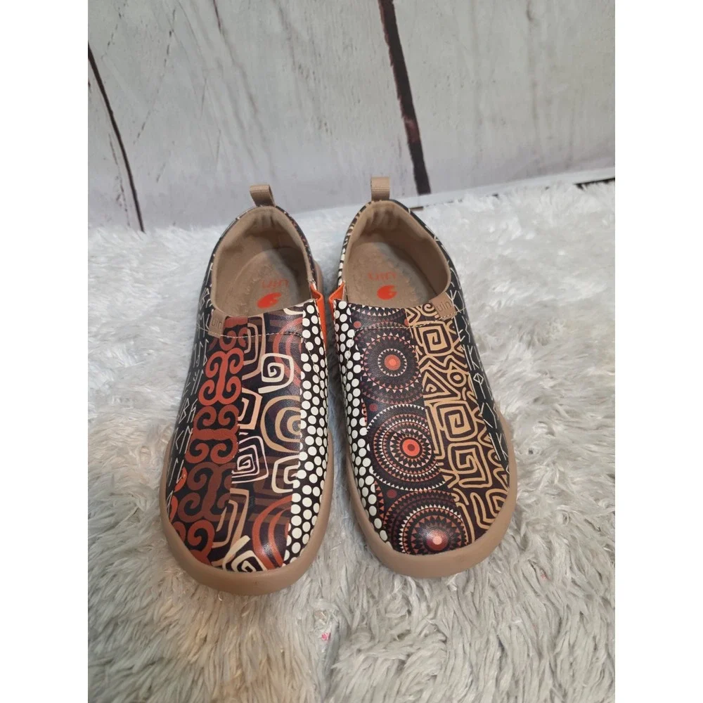 UIN Mens Tribal Geometric Canvas Slip On Travel Shoes Loafers Multi M1101467